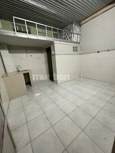 Phòng chính chủ cho thuê 2600k khu an ninh có bảo vệ 24/24