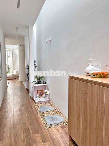 Nhà 1 Trệt 1 Lầu 4PN 5x18m Hẻm 525 Lê Văn Lương Gần Lottlemart