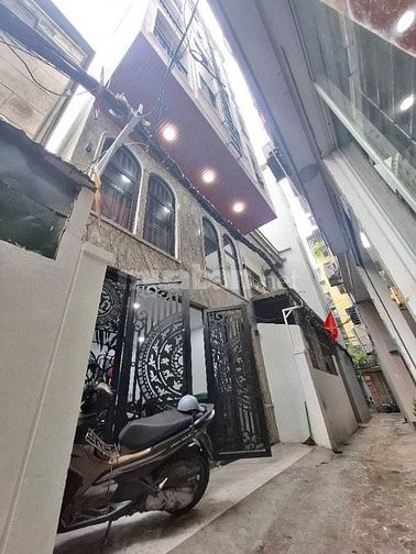 Nguyễn Chí Thanh, Ba Đình, Đống Đa 1,2 tỷ/ năm giá 25 tỷ 80M-8T