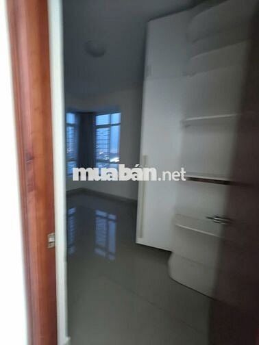 Cho thuê căn hộ Ngọc Phương Nam Quận 8. DT s120m2, 3pn 2WC. Giá 15 tr