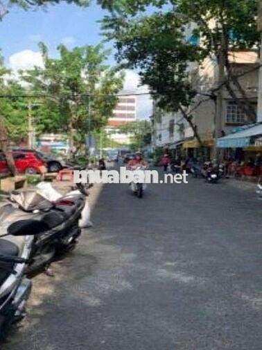 Căn hộ chung cư 𝐁Ì𝐍𝐇 𝐓𝐇Ớ𝐈 , ngay bệnh viện Q11, kế Đầm Sen .