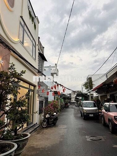 BÁN NHÀ NGAY CHỢ GẠCH KIẾNG SẦM UẤT - 1 LÀU 120M2 - SỔ RIÊNG