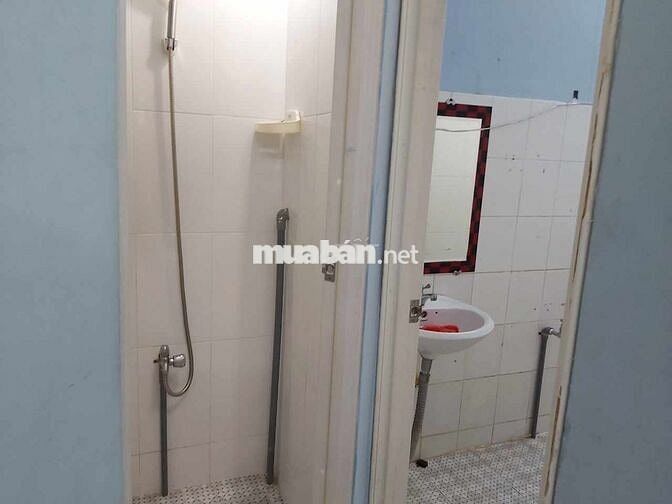 Nhà bán 98m2, 3 phòng ngủ, đường Tôn Thất Thuyết, Quận 4