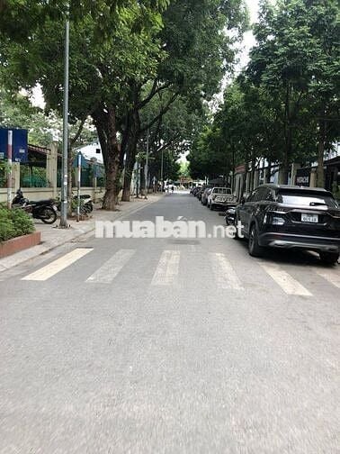 PHỐ NGUYỄN VĂN HUYÊN - THANG MÁY - 2 MẶT TIỀN - Ô TÔ ĐỖ CỬA - NGÕ RỘNG