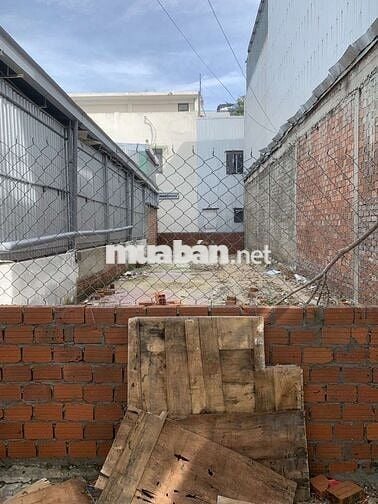 Bán lô đất đẹp mặt tiền đường Hồ Hán Thuong đường lớn khu vực sầm uất