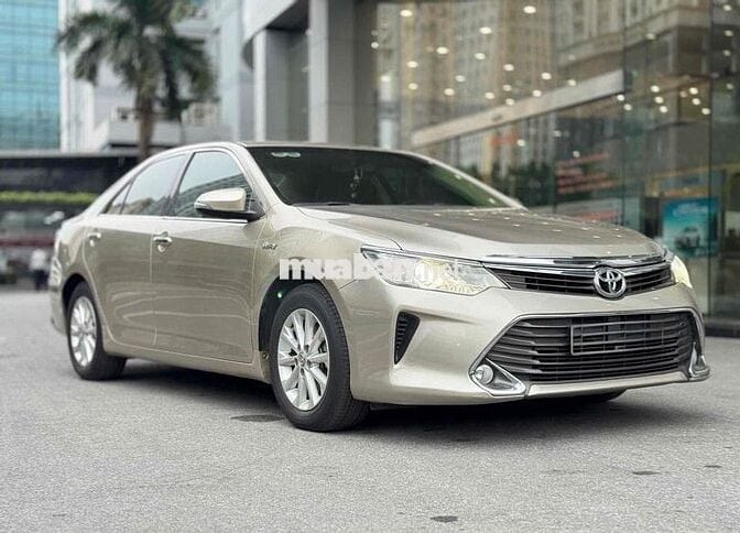Toyota Camry 2016 2.0E - 79000 km quá đẹp