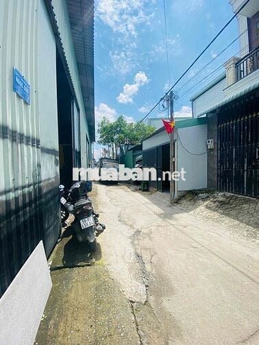 Đất 1/ sẹc TL15 đường thông xe tải