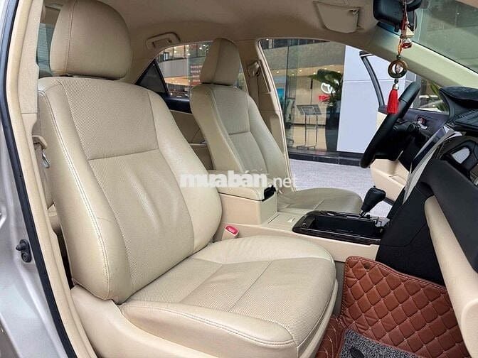 Toyota Camry 2016 2.0E - 79000 km quá đẹp