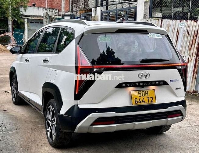 Hyundai Stargazer X cao cấp 2024 trắng, hỗ trợ góp