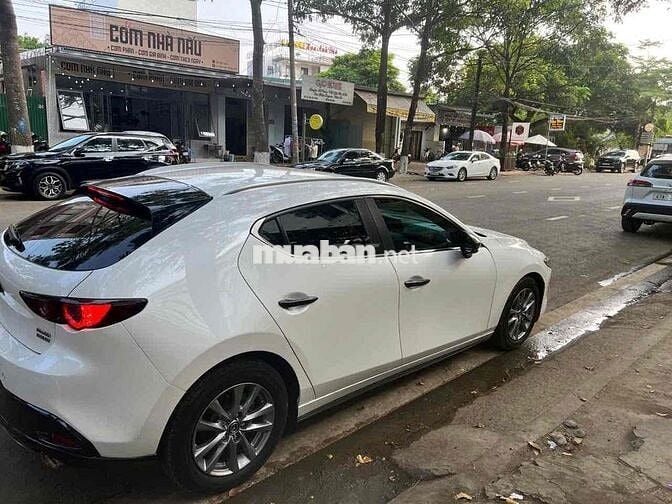 Mazda 3 2019 Sport 1.5L Luxury - 60000 km