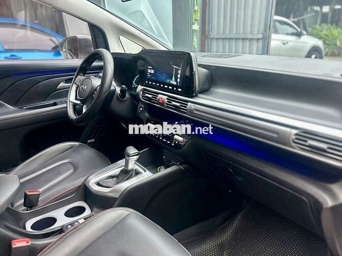 Hyundai Stargazer X cao cấp 2024 trắng, hỗ trợ góp