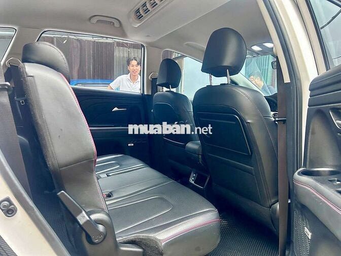 Hyundai Stargazer X cao cấp 2024 trắng, hỗ trợ góp