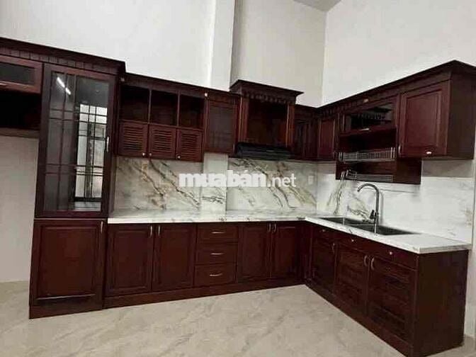 NHÀ 1 LẦU MẶT TIỀN HÀN MẠC TỬ KHU METRO - TÂN AN