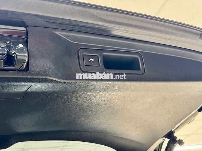 Fortuner 2017 Máy Xăng 2 Cầu - 53.337 km -Còn Giảm