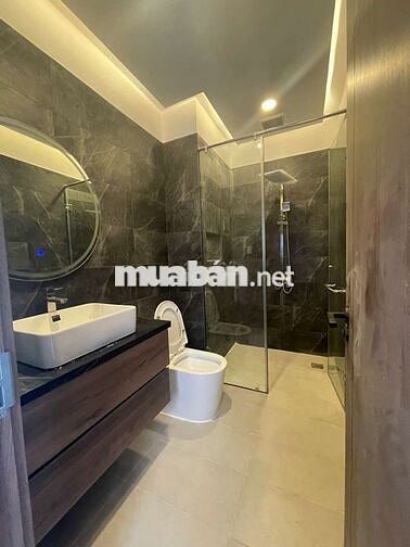 Nhà làm được airbnb/home Q10, MỚI XÂY, DT 5x20m 4 tầng