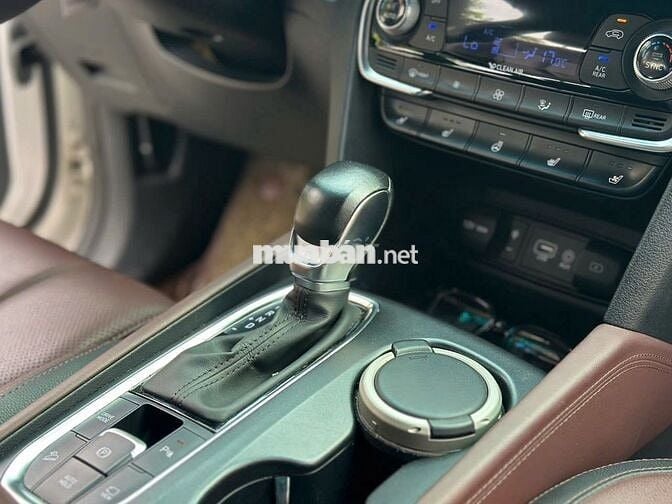 Hyundai Santa Fe 2019 Premium 2.2L HTRAC - 65000km