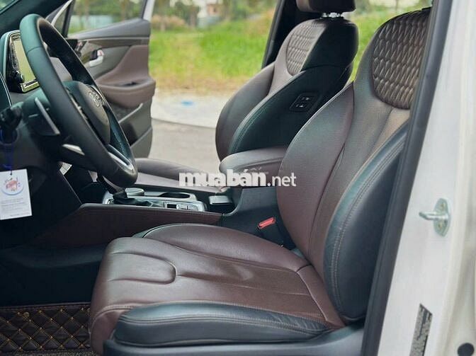 Hyundai Santa Fe 2019 Premium 2.2L HTRAC - 65000km