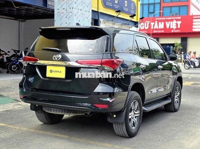 Toyota Fortuner 2021 Dầu AT Xe Xuất HĐ Cty