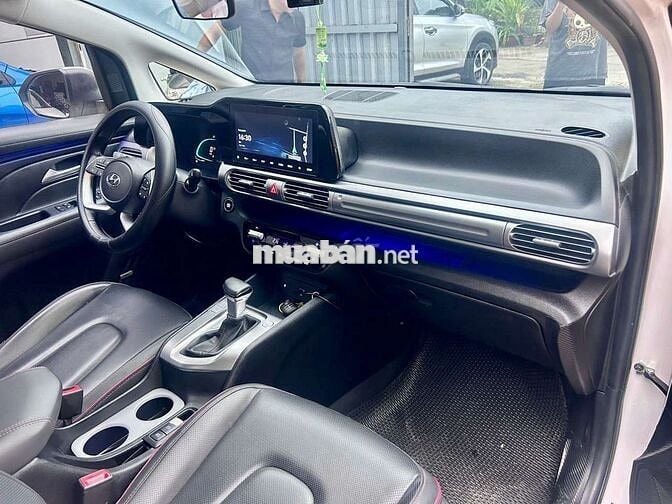 Hyundai Stargazer X cao cấp 2024 trắng, hỗ trợ góp
