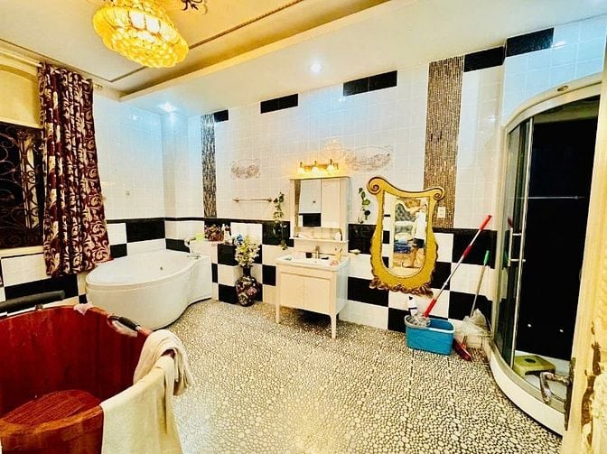 35 tỷ! Bán nhà 2 mặt hẻm Lê Quang Định, Bình Thạnh - 9.1x30m - 4 Tầng