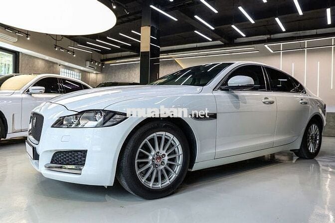 Jaguar XF Pure 2.0 AT 2017 - 1 Chủ Từ Đầu