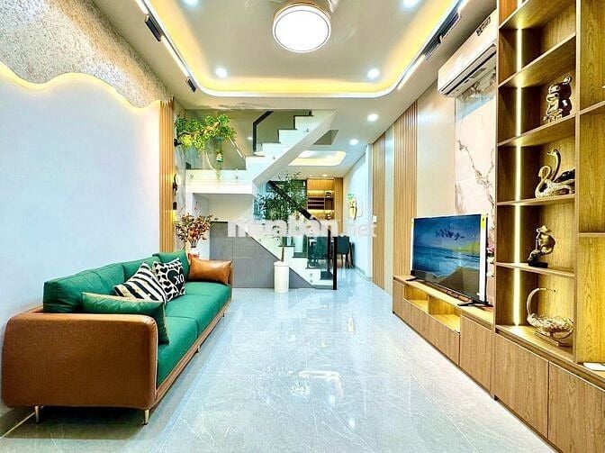 NHÀ ĐẸP HXH CÁCH MẶT TIỀN ĐƯỜNG 10M NGAY NHÀ BÁO TUỔI TRẺ