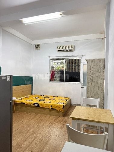 CHDV full nội thất, ban công - cửa sổ, mặt tiền đường, ko chung chủ