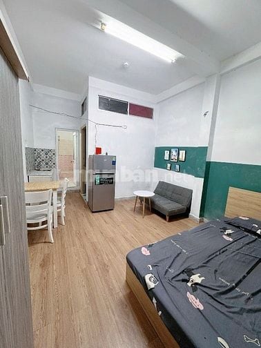 CHDV full nội thất, ban công - cửa sổ, mặt tiền đường, ko chung chủ