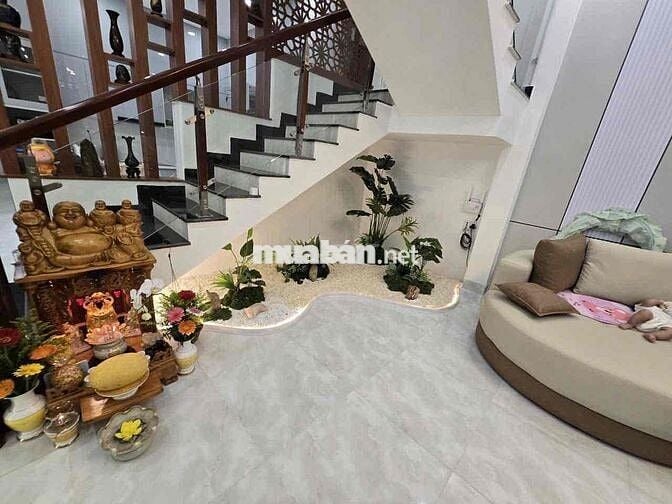 NHÀ 2 TẦNG MẶT TIỀN KINH DOANH NGUYỄN KHUYẾN - TÂN LỢI