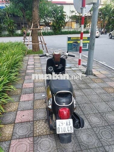 Yamaha Cuxi FI 125cc màu Nâu