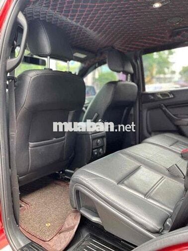 Ford Everest Titanium 4x2 2021 - 84000km