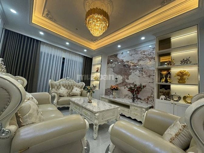 bán gấp căn nhà khu plô VIP Vĩnh Phúc. Giáp khu 72ha  BA Đình DT 50M  