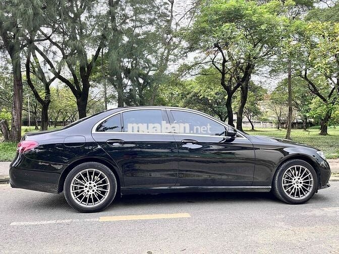 Mercedes Benz E Class 2021 E180 - 25000 km