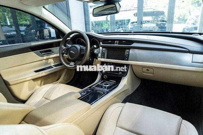Jaguar XF Pure 2.0 AT 2017 - 1 Chủ Từ Đầu