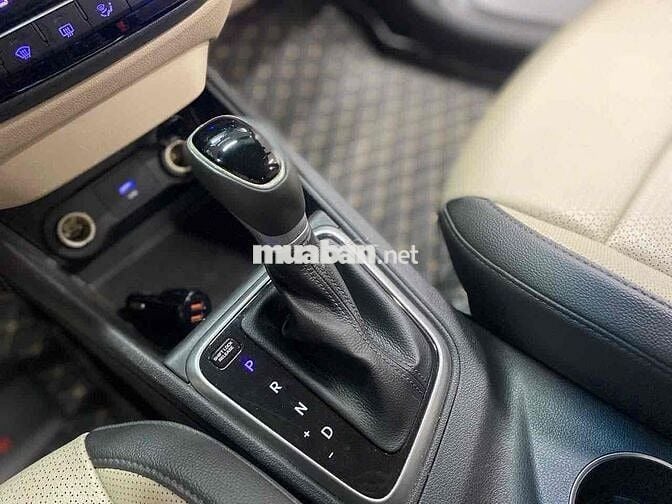 Hyundai Accent 2023 1.4 AT - 47000 km xe đẹp