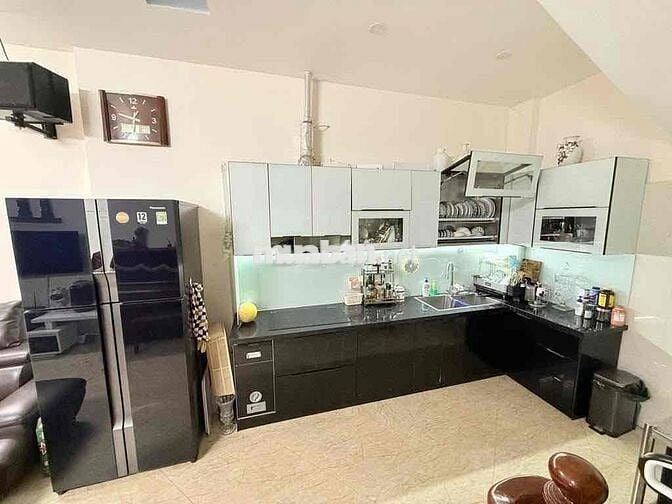 BÁN NHÀ NGUYỄN AN NINH - LÔ GÓC - Ô TÔ ĐỖ CỬA - 40m2 - 5 tầng - 10,2