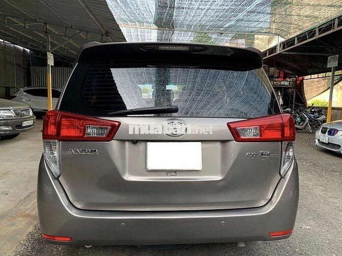 Toyota Innova G 2019 số tự động màu xám