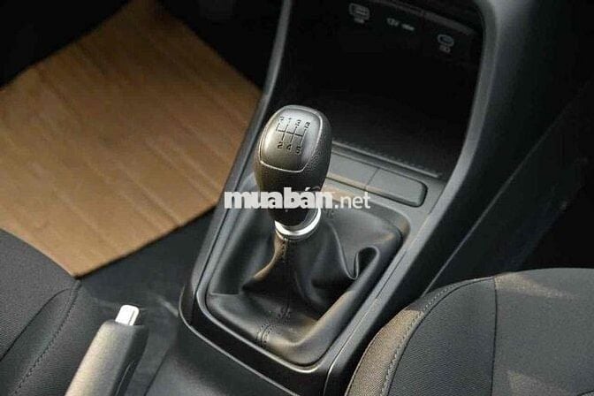 Accent 1.5 MT Số sàn - trả trước 79tr có xe