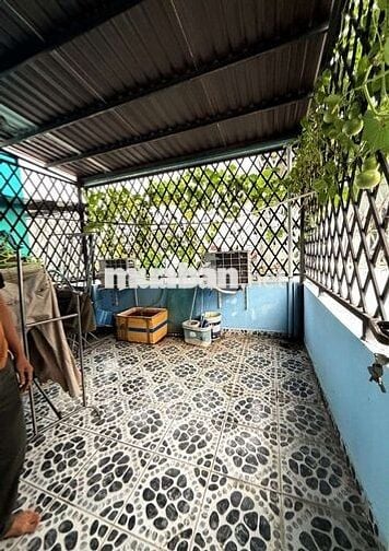 HXH Hương Lộ 2 quận Bình Tân nhà 4 tầng BTCT vào ở ngay