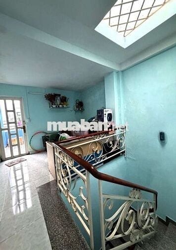 HXH Hương Lộ 2 quận Bình Tân nhà 4 tầng BTCT vào ở ngay