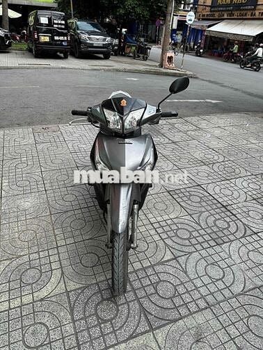 cần bán xe 2012 biển số thành phố chính chủ xe ok