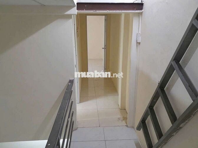 CHO THUÊ NHÀ MẶT TIỀN SẦM UẤT CỘNG HÒA P13 TÂN BÌNH