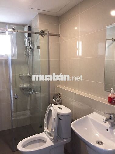 Cần bán  căn hộ Imperial Place – Mặt tiền số 631