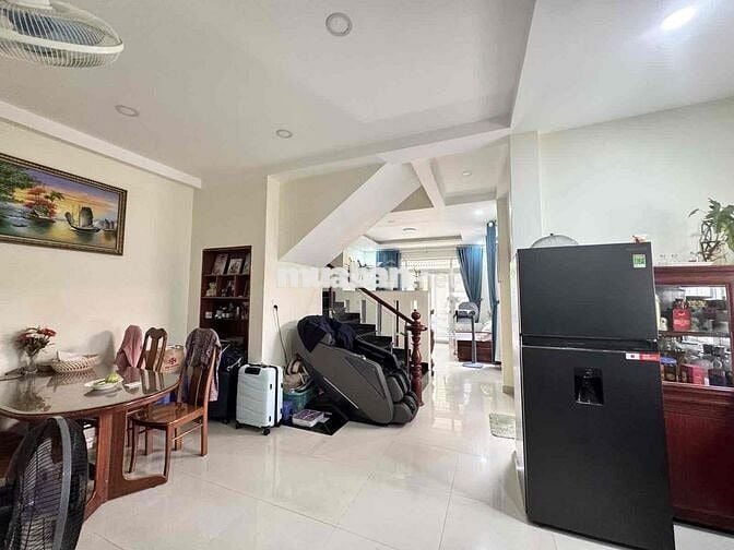 🌹 BÁN GẤP NHÀ LÔ GÓC 2 TẦNG ĐÚC ĐẸP – HẺM XE HƠI THÔNG – HIỆP BÌNH CHÁ