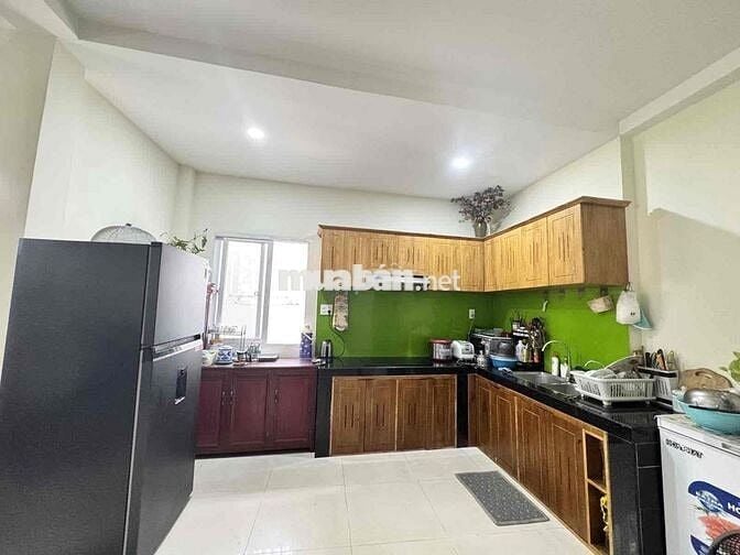 🌹 BÁN GẤP NHÀ LÔ GÓC 2 TẦNG ĐÚC ĐẸP – HẺM XE HƠI THÔNG – HIỆP BÌNH CHÁ