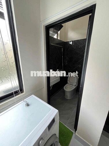 Căn Hộ Studio 25m2 - Máy Giặt Riêng - Vòng Xoay Công Trường Dân Chủ