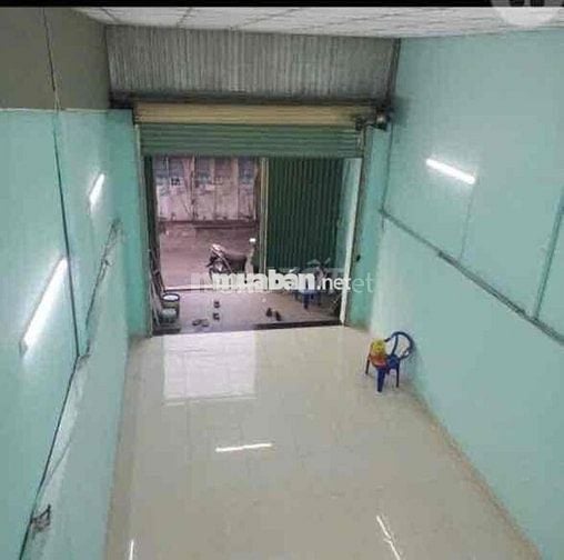 nhà một lầu lửng 2pn 2wc đxe tải gần chợ hiệp bình ở kd.VP…