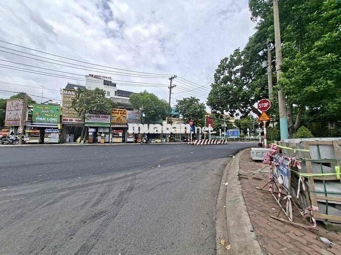 Bán Nhà Trung Tâm Chợ Dĩ An Chính Chủ