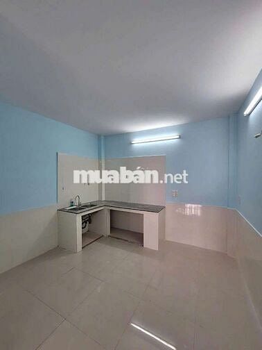 7tr/tháng 3pn 3wc hẻm xe hơi nhà 3 lầu Nguyễn Bình