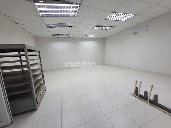 Bán tòa nhà Mặt tiền số P. Tăng Nhơn Phú B, (Q. 9 cũ), Thủ Đức 